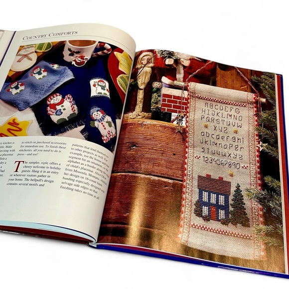 Better Homes and Gardens A Cross-Stitch Christmas: Share the Joy Book, 1997 - Picture 7 of 12